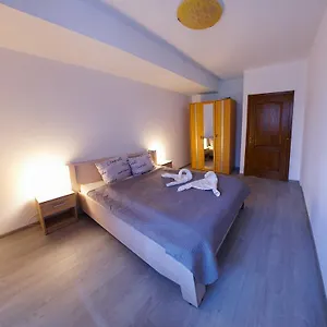 Vitan Apartment