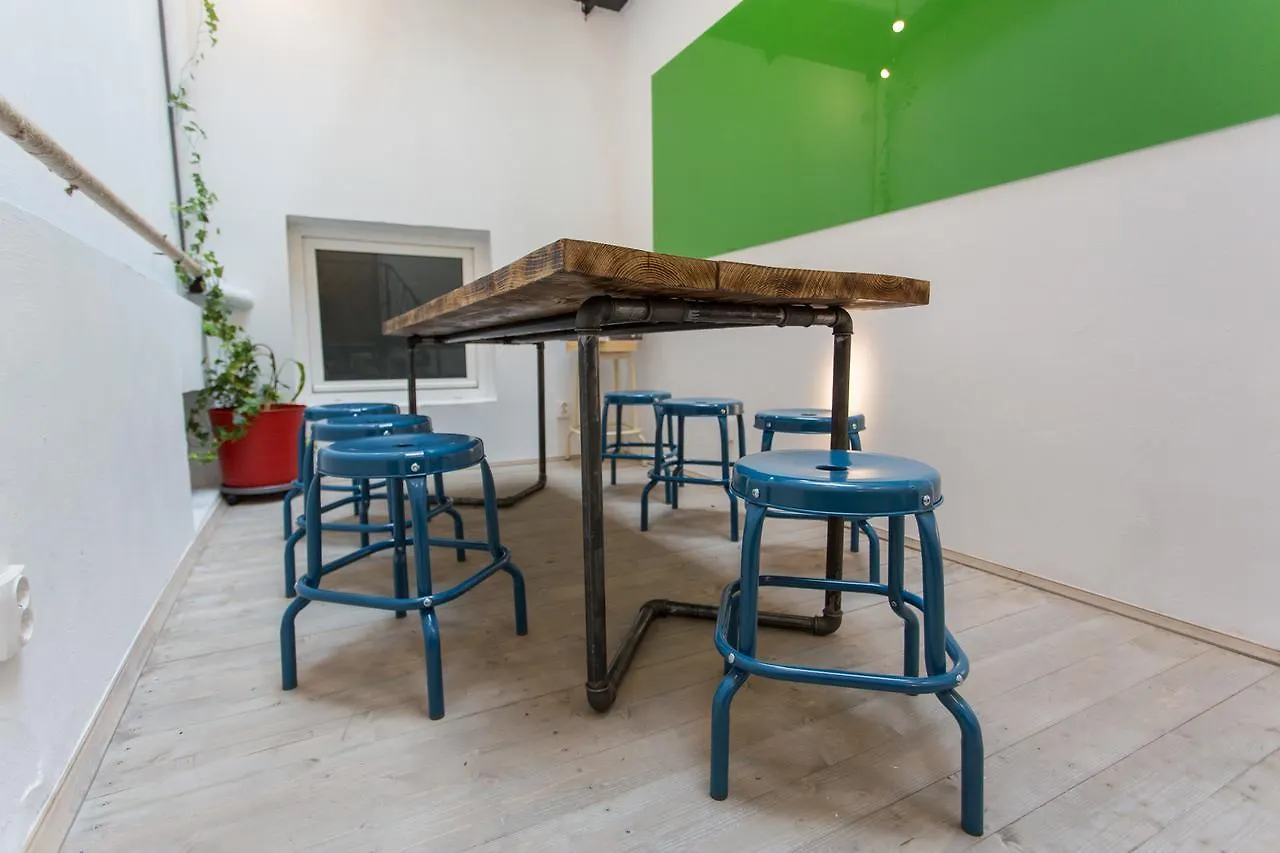 First Hostel Bucarest