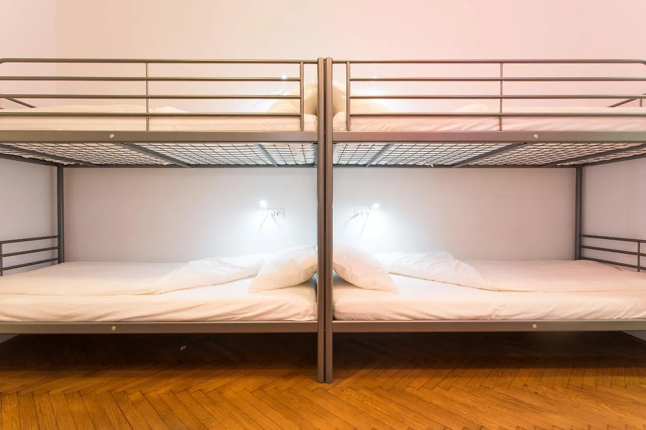 First Hostel Bucarest
