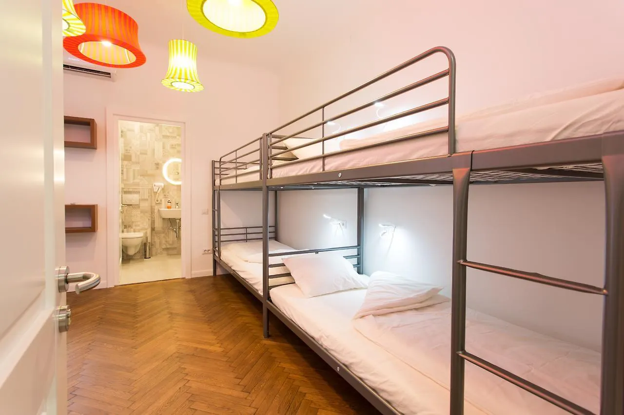 First Hostel Bucarest