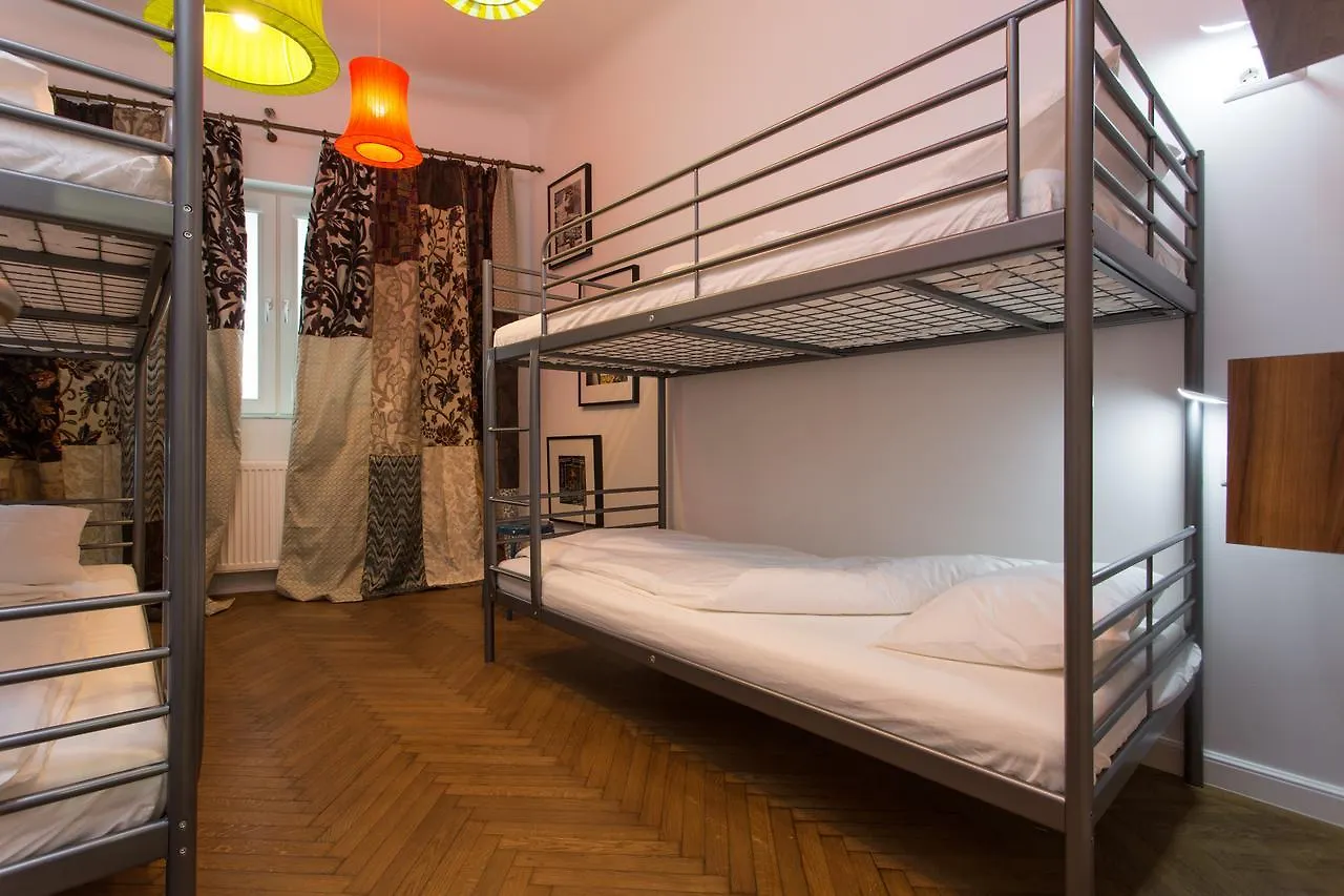 First Hostel Bucarest