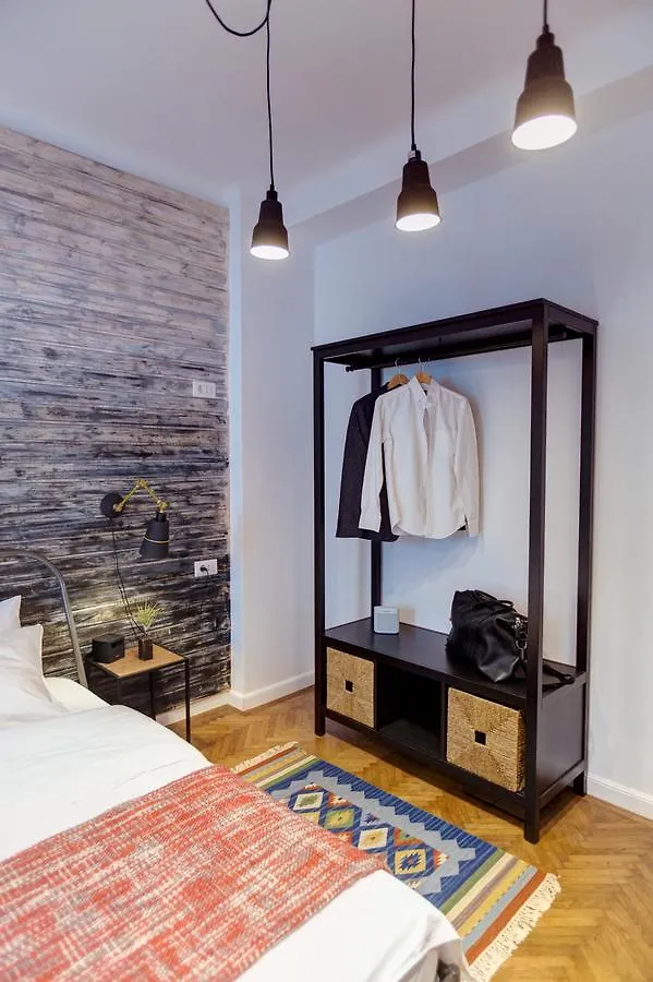 First Hostel Bucarest 0*,  Roumanie